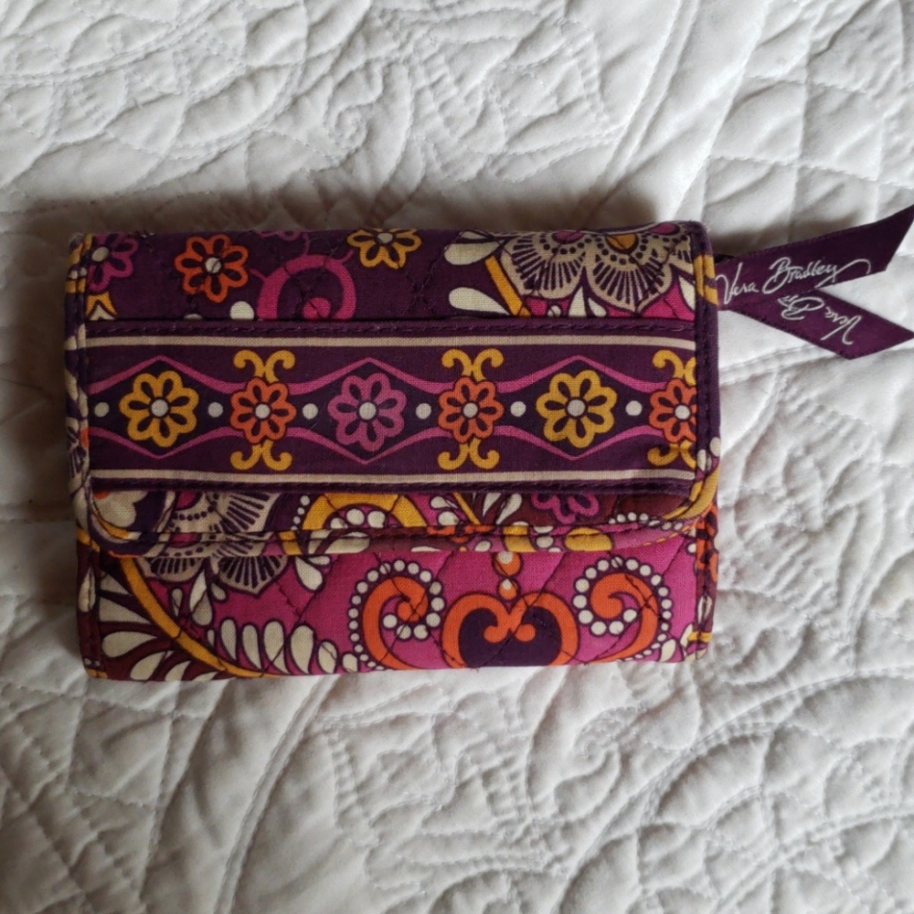 Vera Bradley trifold wallet